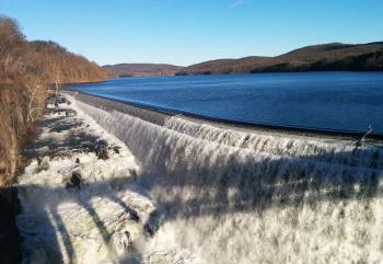 Croton Dam reservoir and spillway