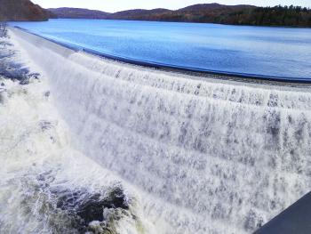 Croton Dam © 2018 Peter Wetzel.