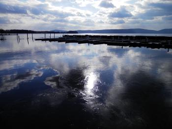 New ice forming near docks along Hudson River