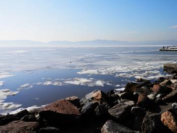 Somewhat frozen Hudson River.