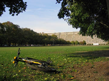 Bike at Kensico Dam (2003). © 2016 Peter Wetzel.