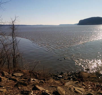 The tip of Croton Point Park, Tappan Zee bridges in distance © 2017 Peter Wetzel.