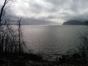 The tip of Croton Point Park, Tappan Zee bridges in the distance © 2017 Peter Wetzel.